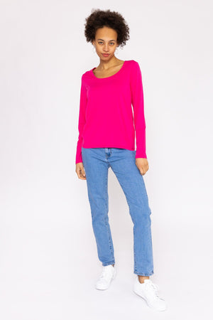 Carraig Donn Scoop Neck Tee in Pink