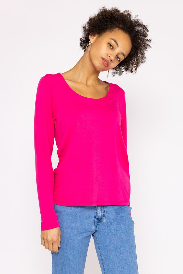 Carraig Donn Scoop Neck Tee in Pink
