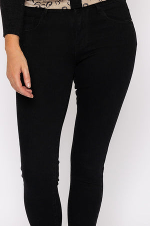 Carraig Donn Short Zip Jeans in Black