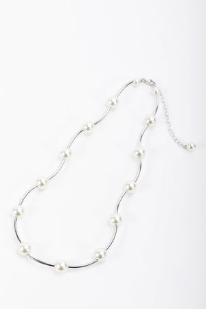 Carraig Donn Silver Tone Curved Pearl Necklace