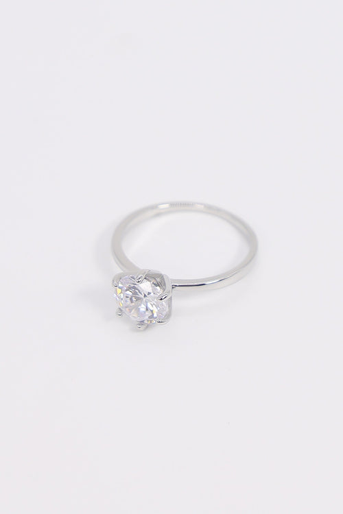 Single Stone Ring in Size 8
