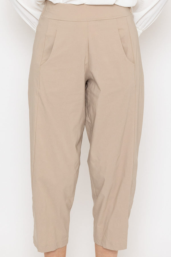 Carraig Donn Slouch Trousers in Sand