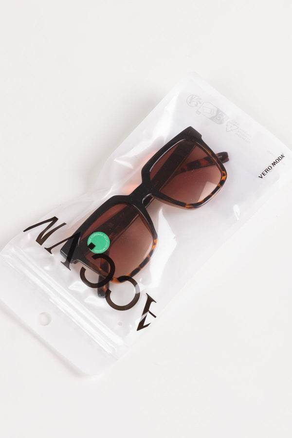 Carraig Donn Square Tortoise Shell Sunglasses