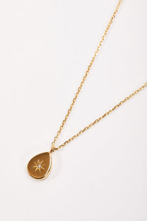 Carraig Donn Star Drop Pendant Necklace