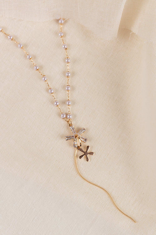 Star and Pearl Necklace in Gold