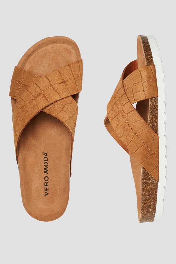 Carraig Donn Stina Leather Sandals in Camel