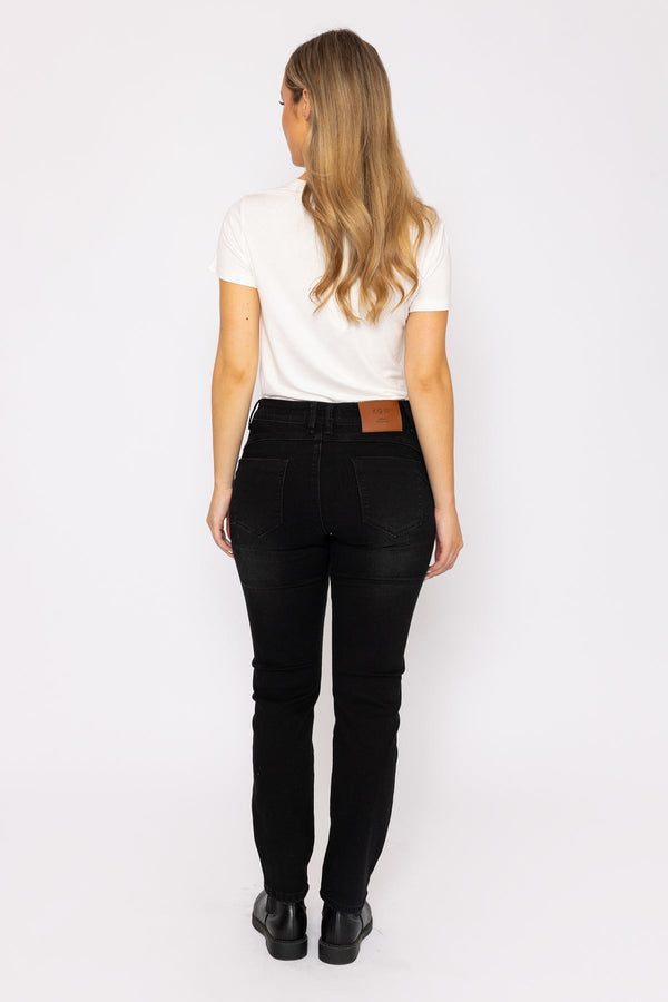 Carraig Donn Straight Leg Jeans in Black