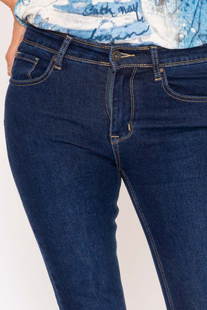 Carraig Donn Straight Leg Jeans in Denim
