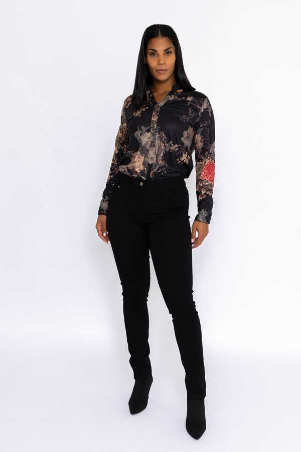 Carraig Donn Strech Jean in Black