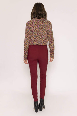 Carraig Donn Stretch Pant in Red