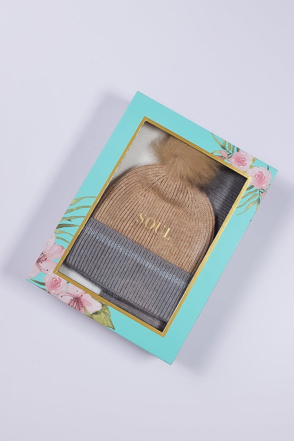 Carraig Donn Stripe Panel Scarf And Beanie in Camel