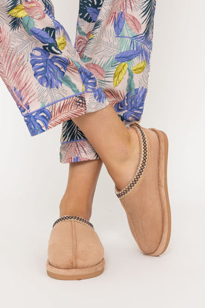 Carraig Donn Suedette Mule Slippers in Pink