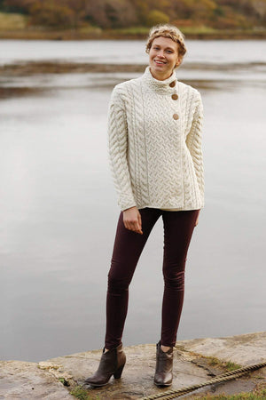Carraig Donn Super Soft 3 Button Merino Wool Cardigan in White