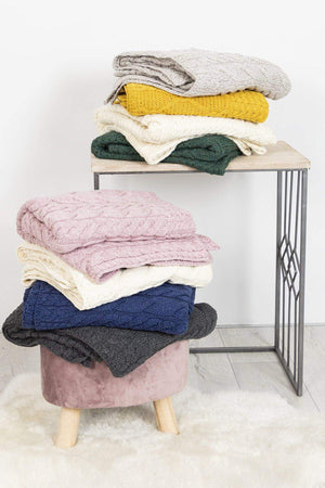 Carraig Donn Super Soft Merino Throw in Pink