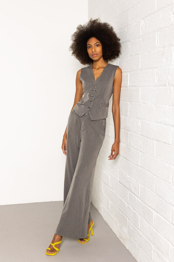 Carraig Donn Tailored Waistcoat in Grey