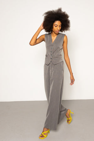 Carraig Donn Tailored Waistcoat in Grey