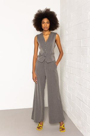 Carraig Donn Tailored Waistcoat in Grey