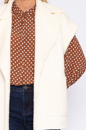 Carraig Donn Teddy Gilet in Ecru