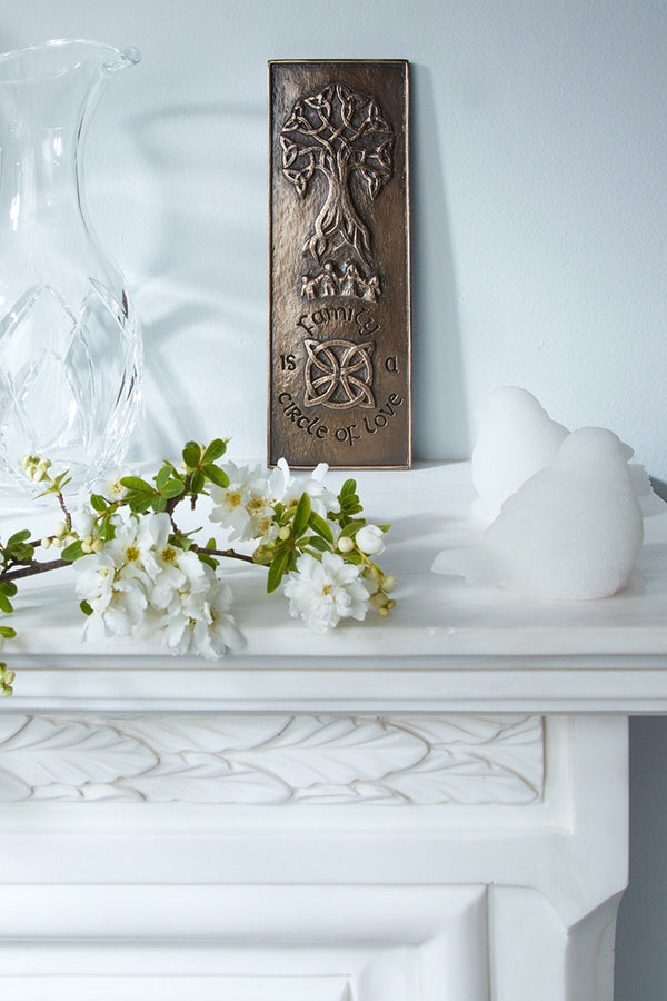 Carraig Donn The Family Gathering Wall Art