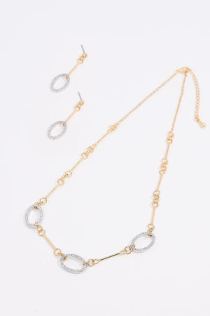 Carraig Donn Two Tone Oval Necklace