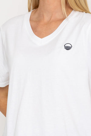 Carraig Donn V-Neck T-Shirt in White