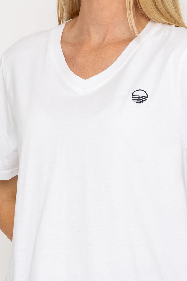 Carraig Donn V-Neck T-Shirt in White