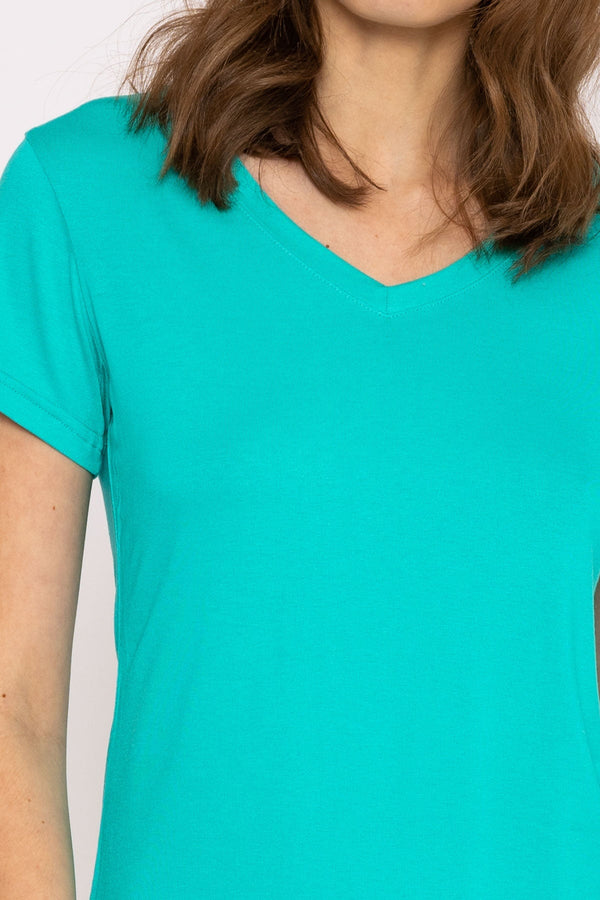 Carraig Donn V Neck Tee in Aqua