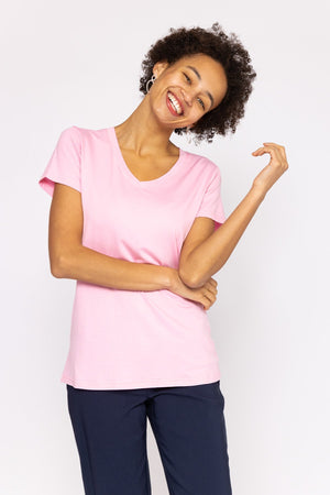 Carraig Donn V Neck Tee in Blush