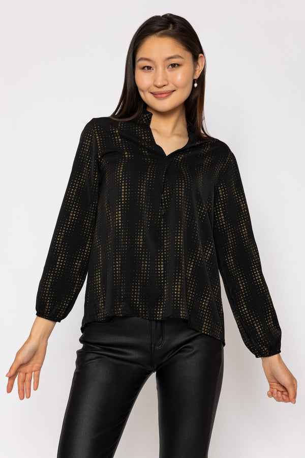 Carraig Donn V-Neck Top in Black