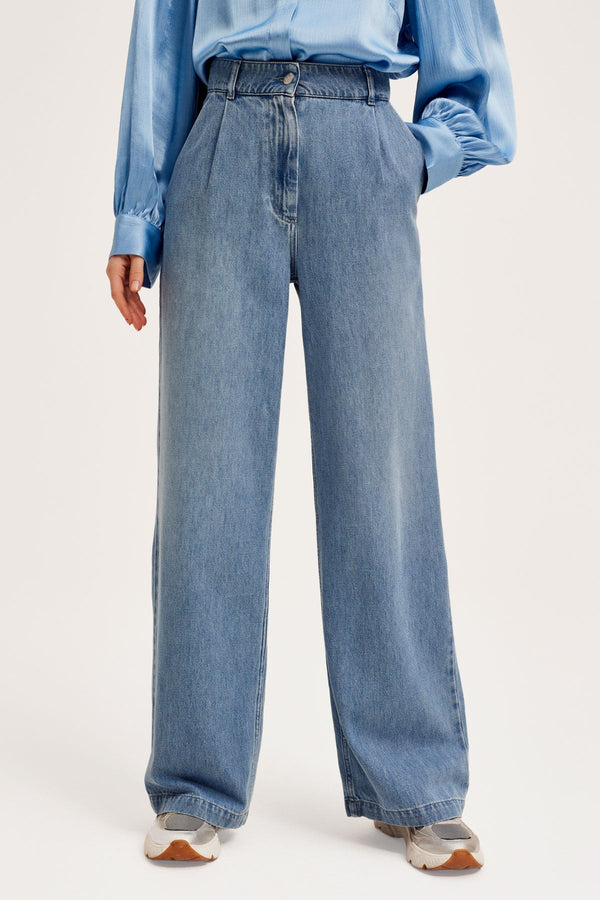 Carraig Donn Wide Leg Denim Jeans