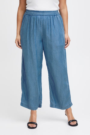 Carraig Donn Wide Leg Jeans in Denim